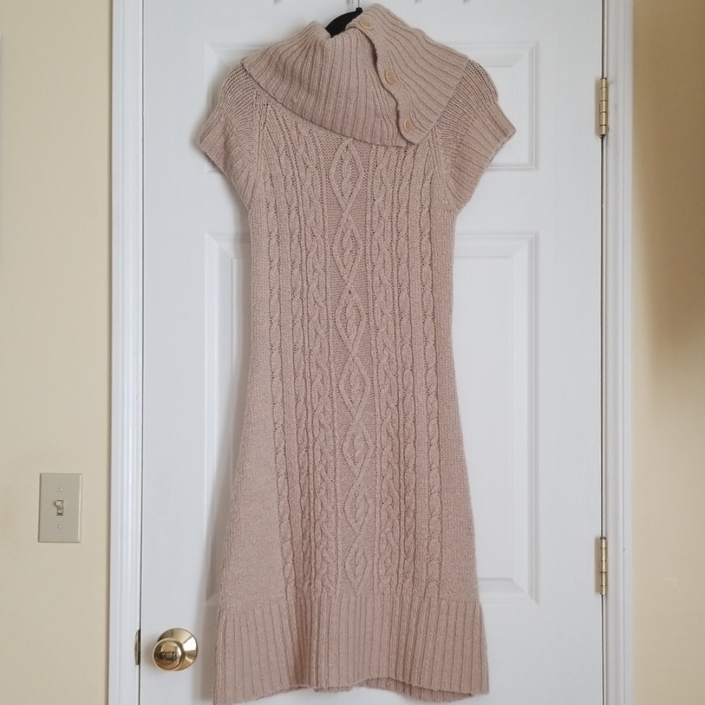 Gap short sleeve sweater dress,/ used - Picture 1 of 7